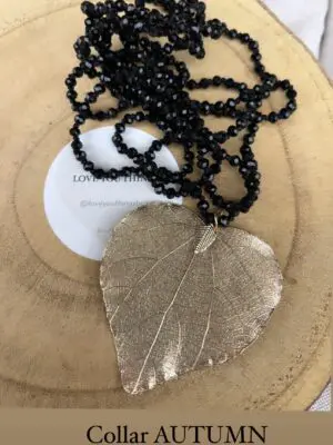 Collar AUTUMN 
Black