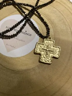 Collar CRUZ CUADRADA